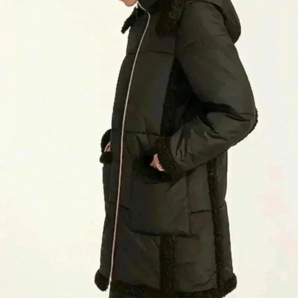 J.Crew Signature Snowday Puffer Black - Picture 3 of 6